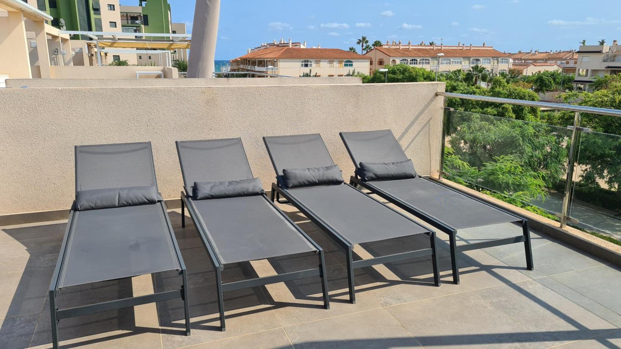Penthouse 2 Bedrooms In Mil Palmeras Pilar de la Horadada Exterior photo