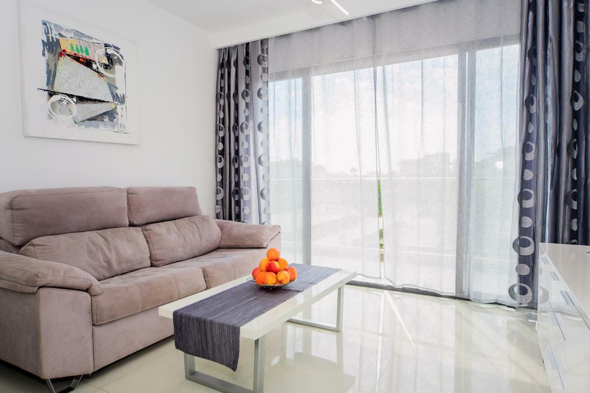 Penthouse 2 Bedrooms In Mil Palmeras Pilar de la Horadada Exterior photo